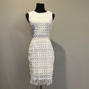 Lulus Kenna White/ Ivory Crochet Lace sleeveless Fringe Hem Dress Size Small